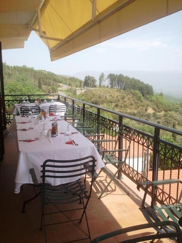 Hotel Isaraiko Spiti Agia Theodora Isaris Екстер'єр фото